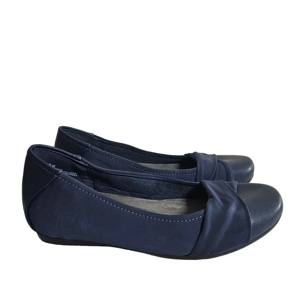 BareTraps Mitsy Closed Toe Slip-on Wedges Sz 9W
